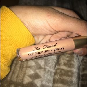 TOO FACED LIP INJECTION LIP GLOSS